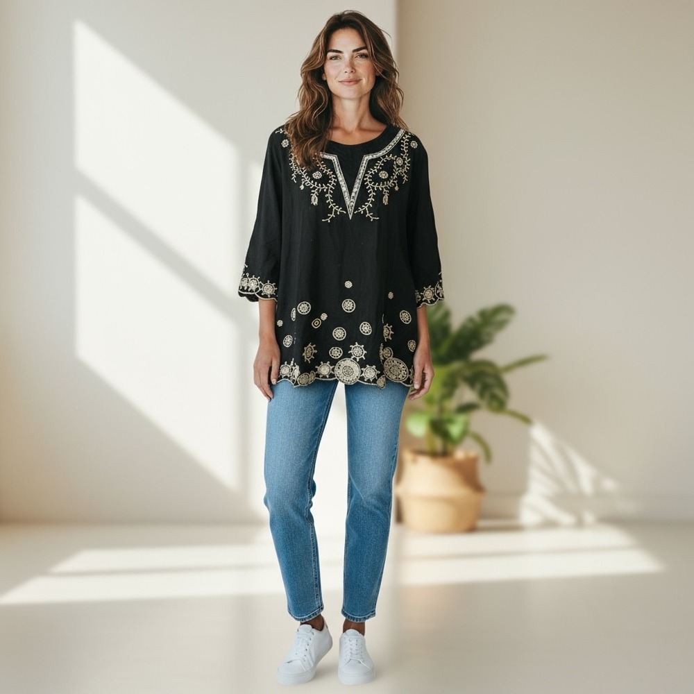 Super cute‎ lightweight bohemian top size Small